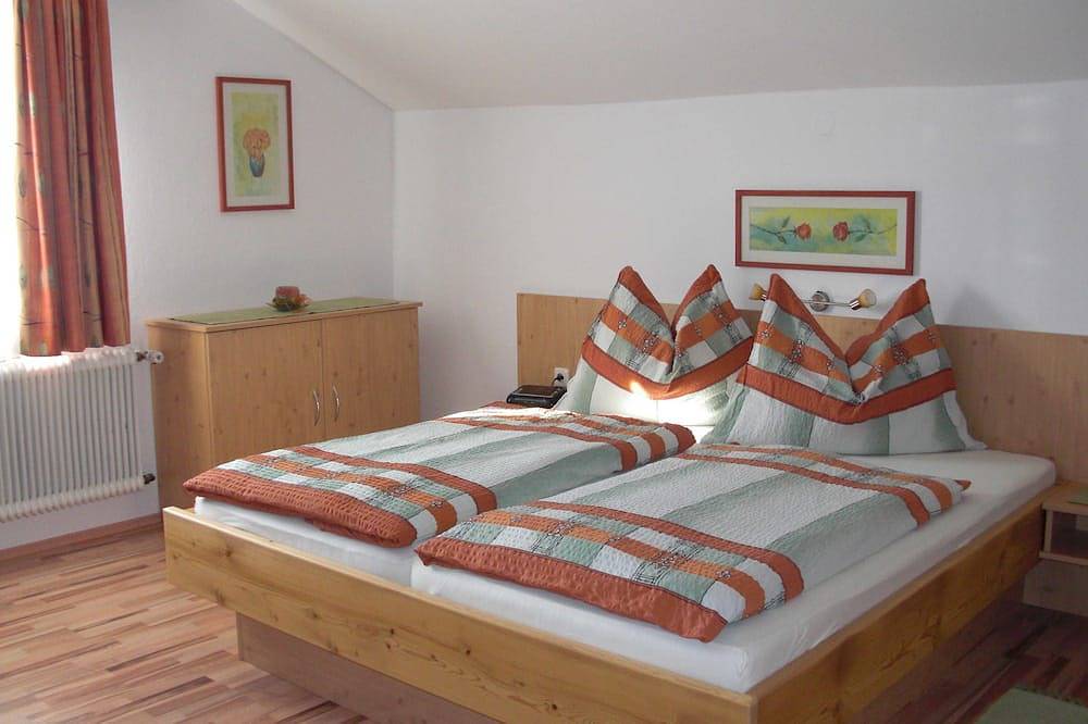 Ferienwohnung Seeblick 2. Stock - Pension Winter Am Irrsee in Salzkammergut-Berge, Mondsee & Irrsee