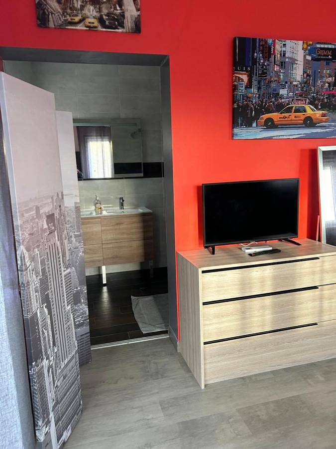 Double Room in Saint-Cyprien, Côte méditerranéenne (France)
