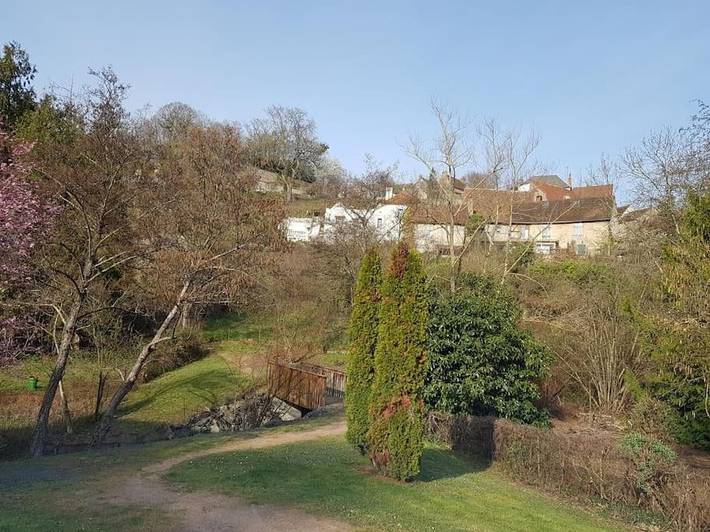 Location de vacances pour 2 personnes, avec vue et jardin à Bourbon-Lancy - 4