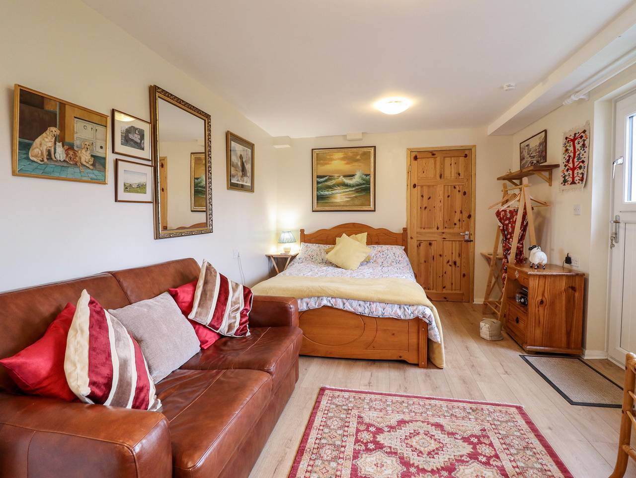Westoe Hideaway in Llangollen, Denbighshire