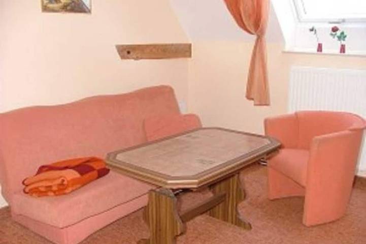Weißstorch - Familiäre Pension & Ferienwohnungen  Lindenhof in Kachlin, Dargen