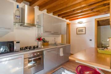 Vakantieappartement voor 5 Personen in Centro Storico, Verona, Afbeelding 4