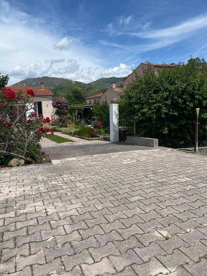 Location de vacances pour 6 personnes, avec vue et jardin à Digne-les-Bains - 3