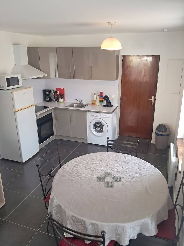 Entire apartment, Modern apartment Lisieux 30 m², central in Lisieux, Lisieux region