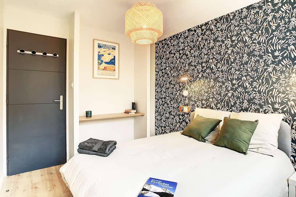 Entire apartment, Brand new Ancely apartment with aero decor - free parking - Near Blagnac in Toulouse, Toulouse region