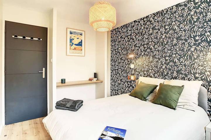 Ganze Wohnung, Brand new Ancely apartment with aero decor - free parking - Near Blagnac in Toulouse, Umgebung Toulouse