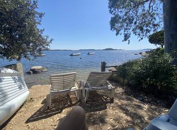 Gîte pour 5 personnes, avec terrasse et jardin en Corse