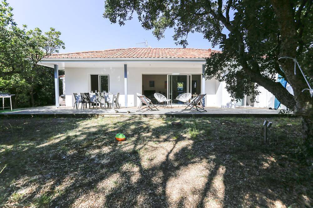 Hermosa villa a 2 pasos de la playa, gran jardín sin vecinos! in Seignosse, Region De Dax