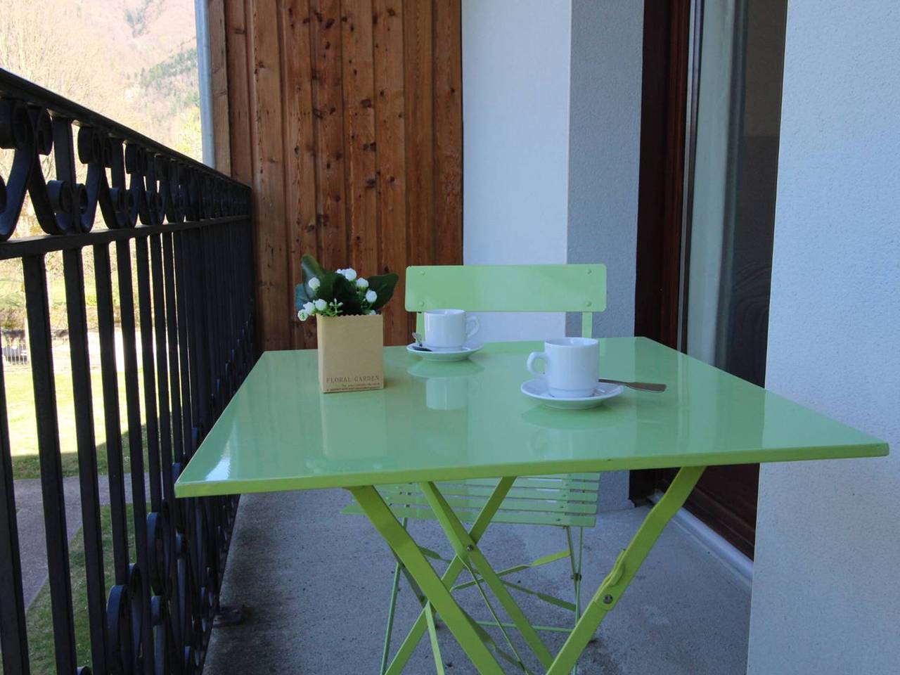 Appartement entier, Appartement T2 avec Balcon, Parking et Wifi - Proche Thermes et Centre ville, 4 pers. in Luchon-Superbagnères, Bagnères-de-Luchon