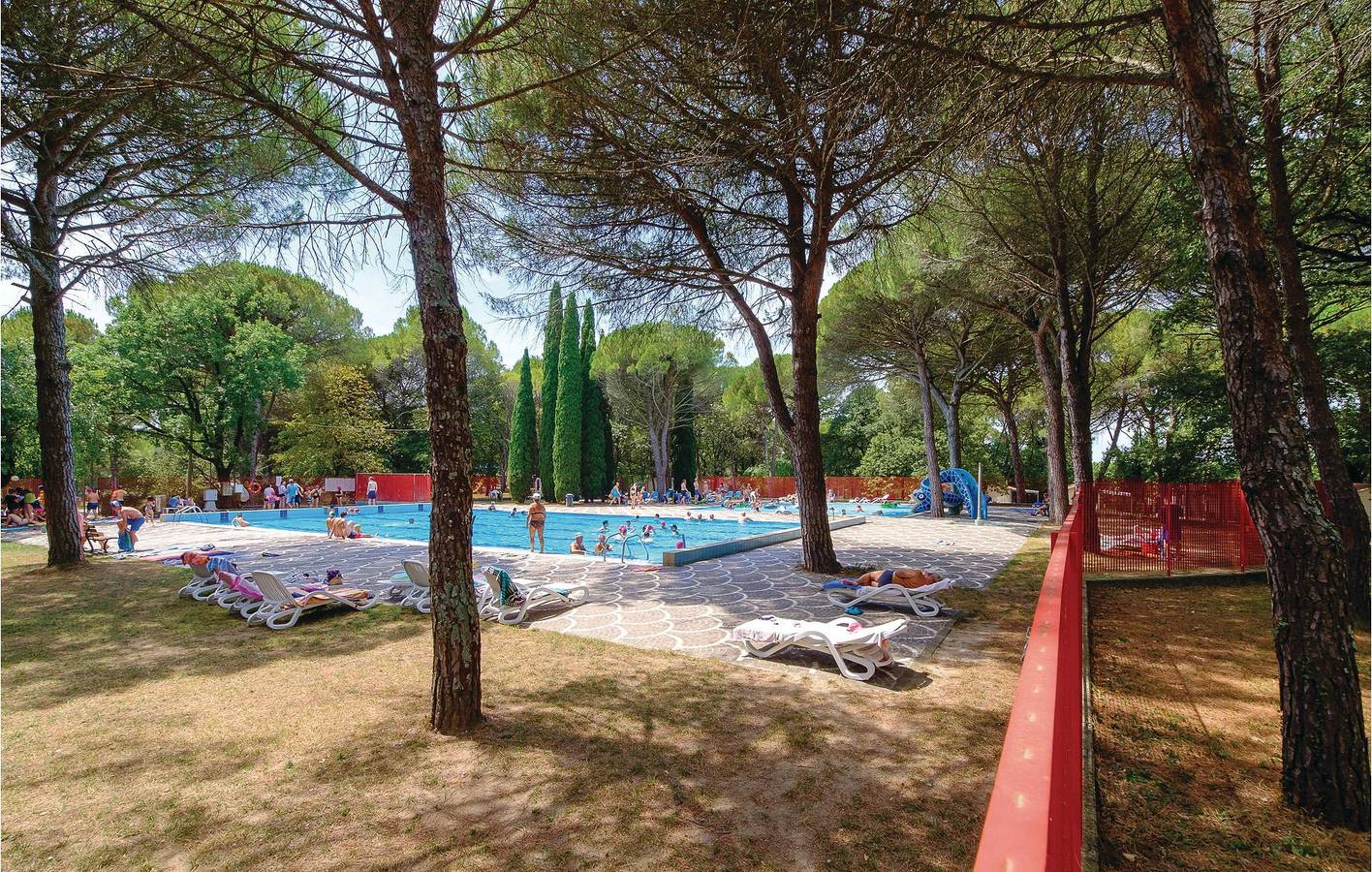 Rifugio sulla spiaggia con WiFi, parcheggio, piscina e terrazza in Aquileia, Provincia d'Udine