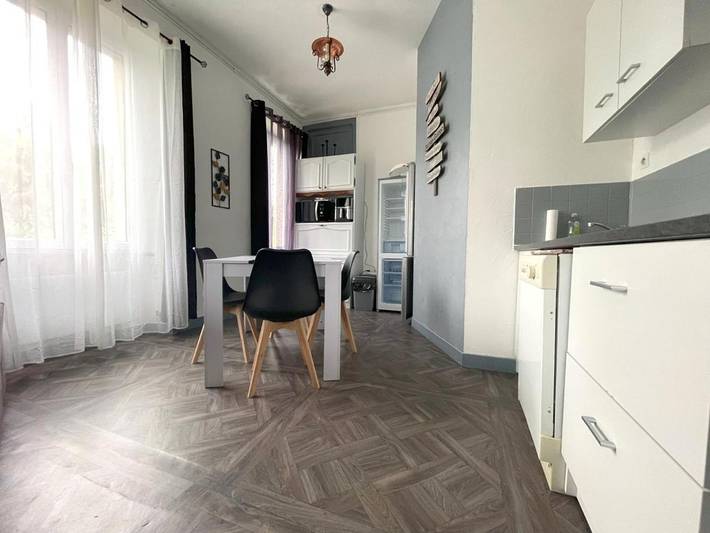 Gîte pour 4 personnes, avec jardin à Bégard - 4