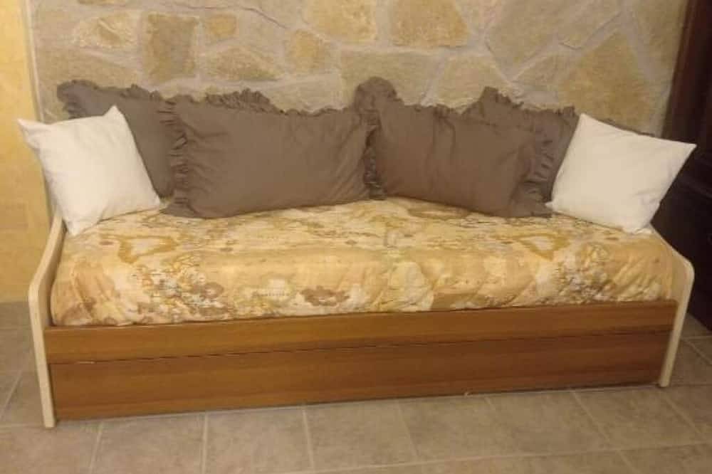 Appartamento intero, La Depandance: il tuo rifugio accogliente nel cuore di Castel di Sangro in Castel di Sangro, Provincia di L'Aquila