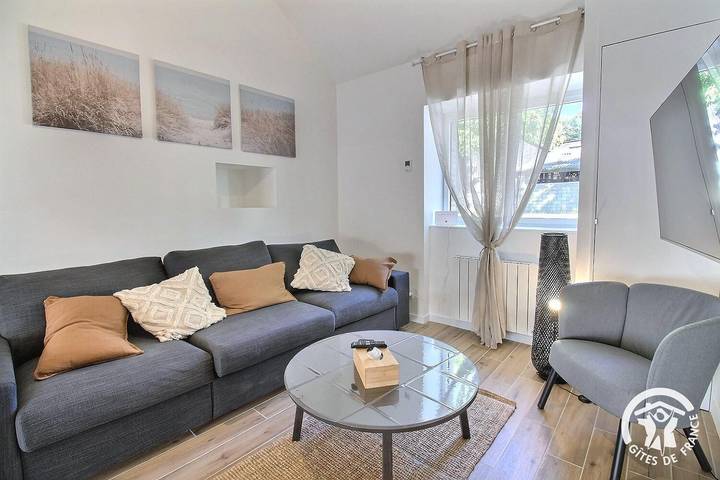 Gîte pour 8 personnes, avec Terrasse à Plouër-sur-Rance - 4
