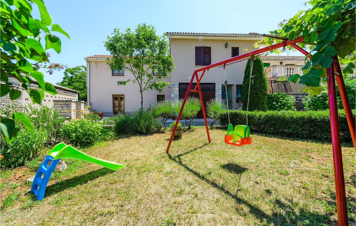 Ferienhaus für 6 Personen mit Terrasse in Pazin, Zentralistrien