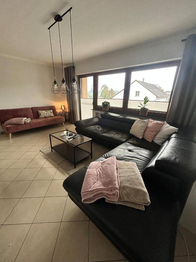 Ferienwohnung für 5 Personen, mit Balkon, kinderfreundlich in Bleialf