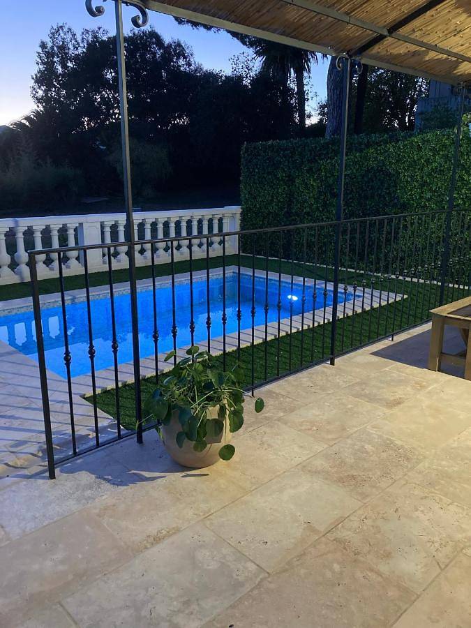 Maison de vacances pour 6 personnes, avec piscine ainsi que jardin et vue