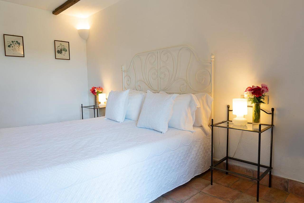 Appartamento intero, Apartment with Terrace in Grottaferrata, Castelli Romani