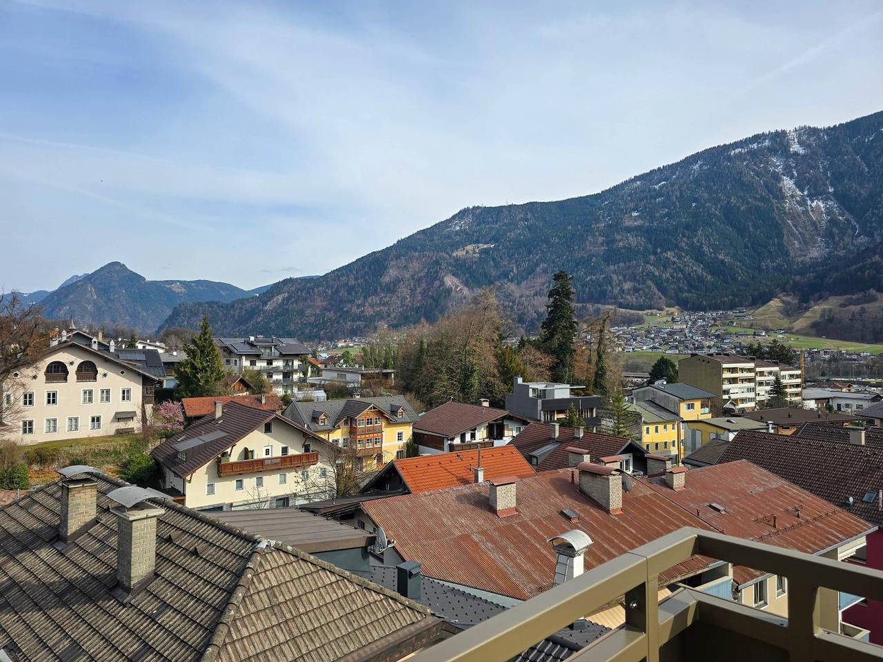 Ganze Wohnung, Stilvolle Ferienwohnung im Zentrum von Jenbach in Jenbach, Bezirk Schwaz