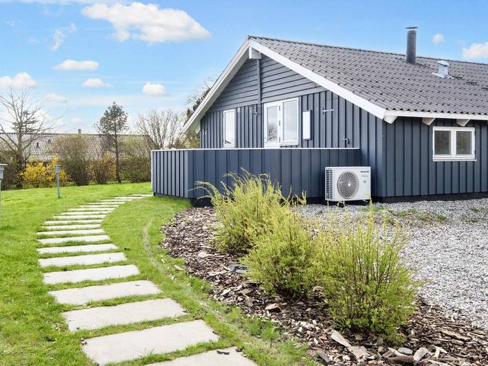 Ferienhaus für 6 Personen, mit Whirlpool und Sauna in Mørkholt