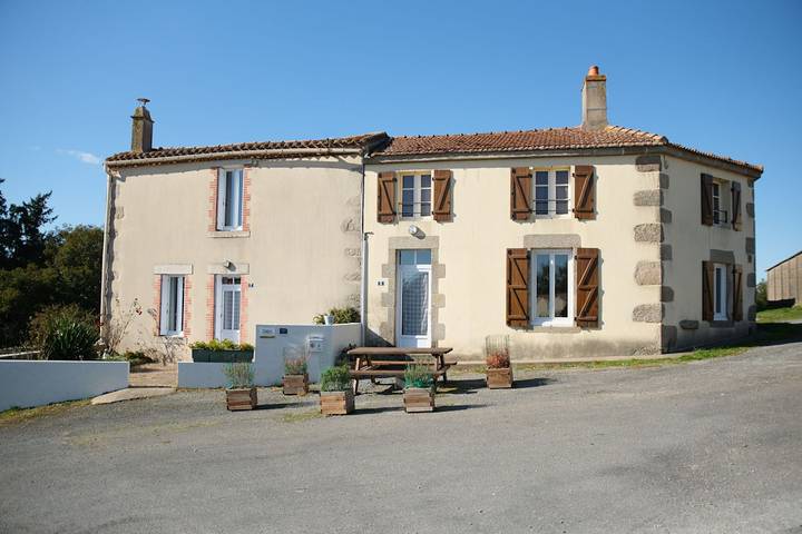Gîte pour 6 personnes, avec jardin