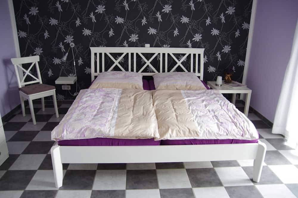 Vacation home in Strasen with pool, (Mundt, Undine) H2 - Holiday home in Strasen with pool, (Mundt, Undine) in Strasen, Wesenberg