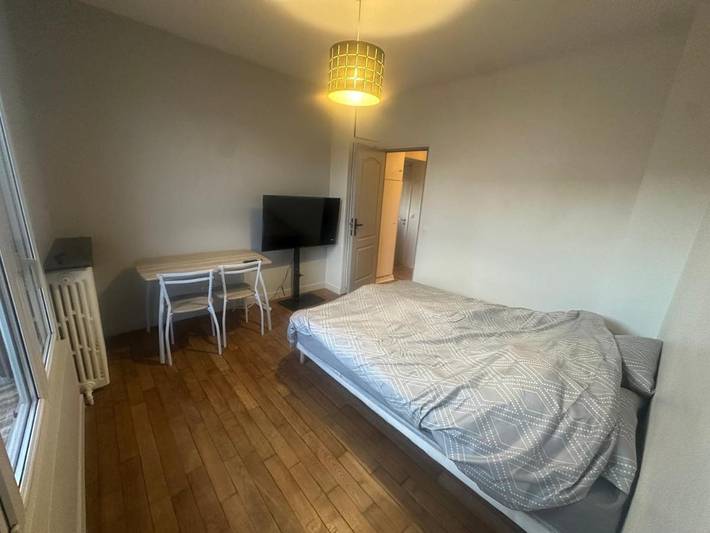 Maison d’hôte pour 2 personnes, avec Jardin et Vue à Aulnay-sous-Bois