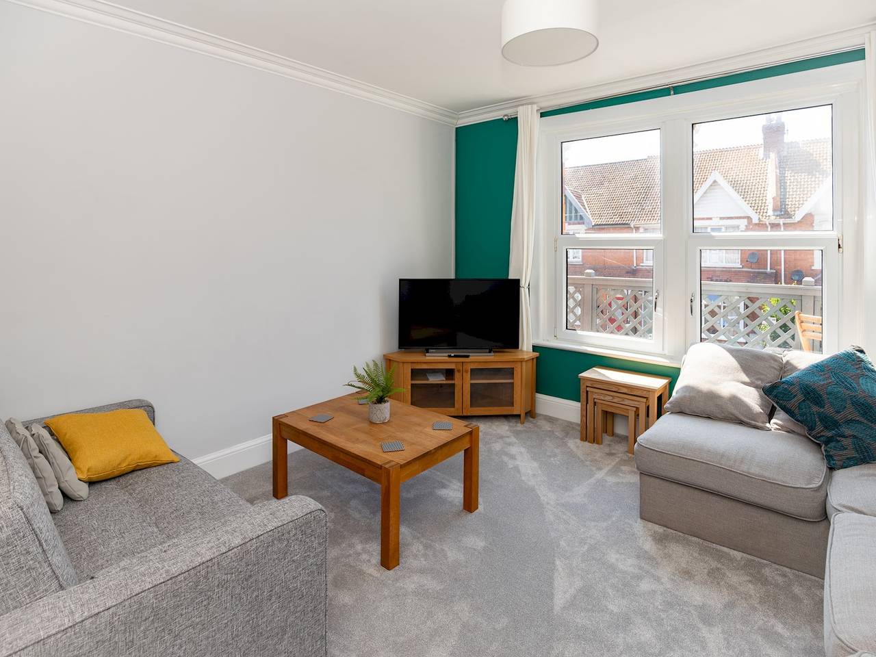 Entire apartment, Pass the Keys | Stylish 2 Bed Flat near Beach+M5 in Burnham on Sea & Highbridge, Somerset