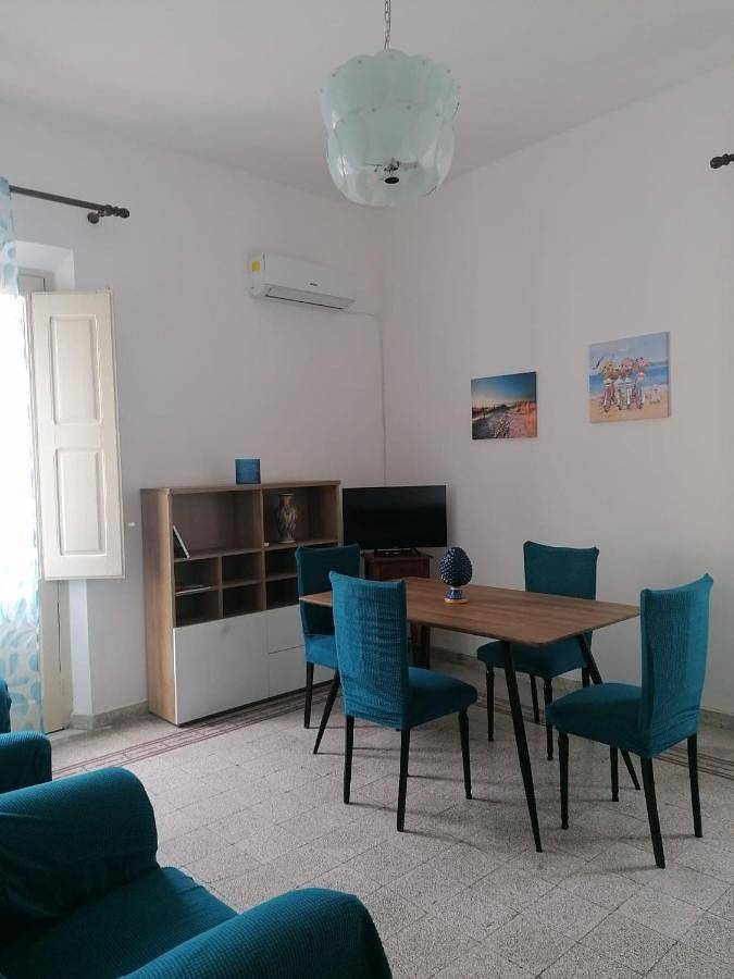 Appartamento vacanze per 4 persone, con panorama e balcone, adatto a famiglie con bambini - 1