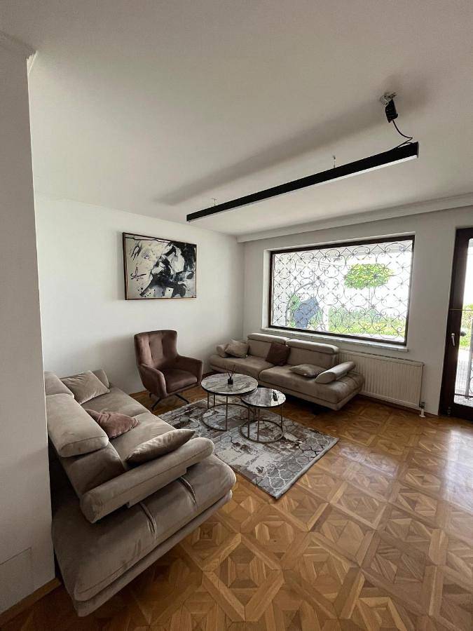 Maison de vacances pour 8 personnes, avec vue ainsi que jardin et piscine, animaux acceptés à Vienne (Autriche) - 2