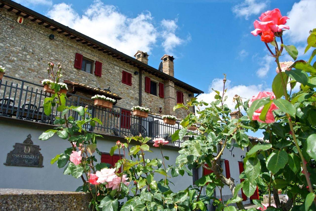 Double or Twin Room with Shared Bathroom in Sansepolcro, Valtiberina