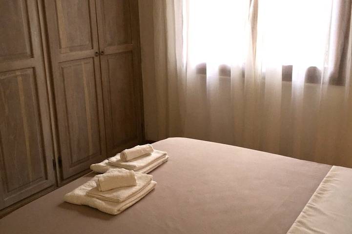 Ganze Wohnung, Geräumige und komfortable Drei-Zimmer-Wohnung in Liscia di Vacca, Arzachena