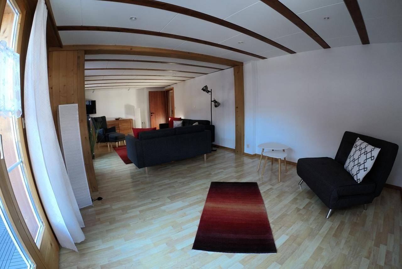 Appartement de vacances entier, Appartement de vacances pour 5 personnes avec jardin in Lenk im Simmental, Lenk
