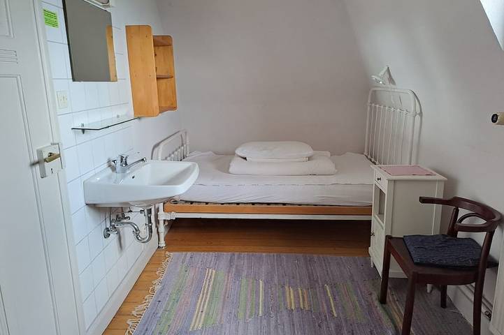 Ganze Wohnung, Lovingly furnished attic vacation apartment in Vosges house (maximum 4 peopl) in Hohrod, Regionaler Naturpark Belchen der Vogesen