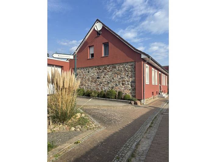 Ferienhaus für 2 Personen, mit Balkon und Garten