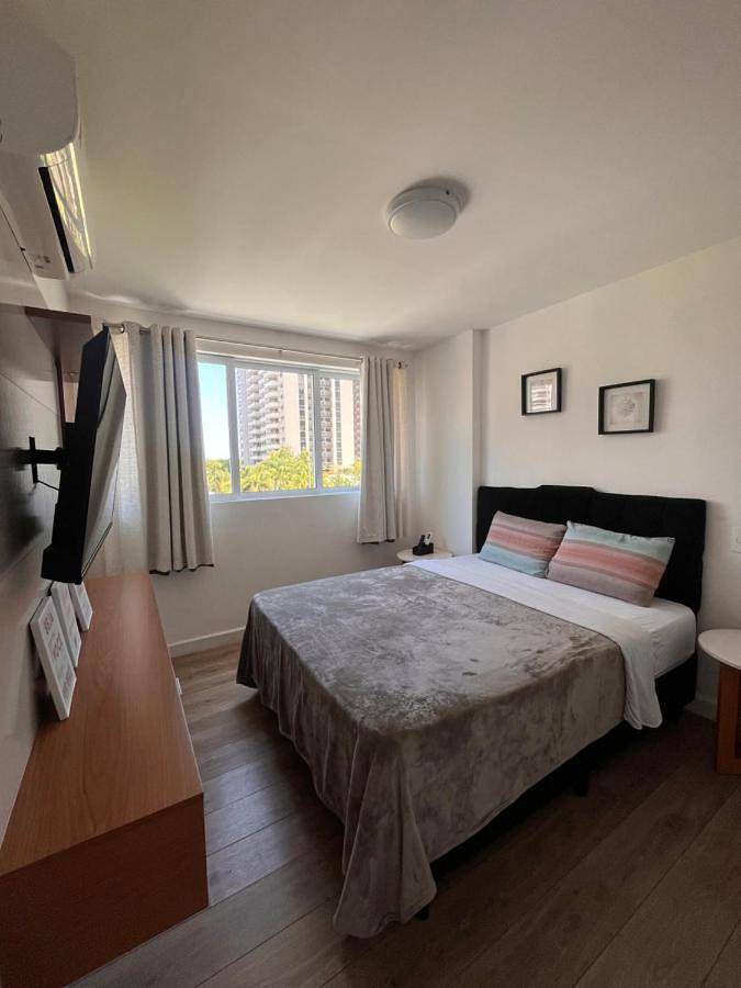 Casas e apartamentos de temporada para 4 pessoas, com jacuzzi e sauna e ainda jardim and balcão em Camorim