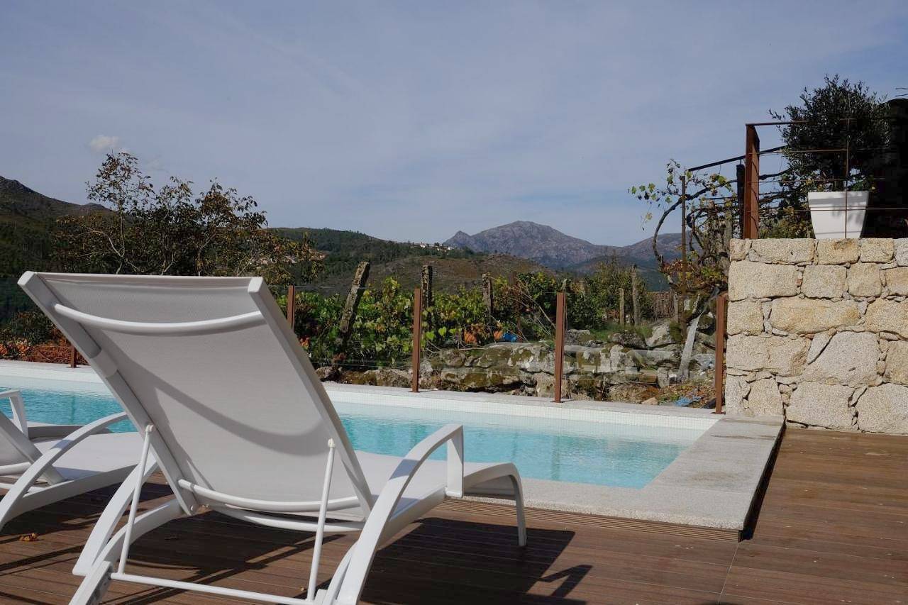 Deluxe Villa in Lindoso, Parque Nacional da Peneda-Gerês
