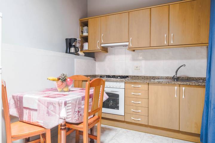 Beautiful Holiday Apartment Las Flores with Sea View, Mountain View in Icod de los Vinos, North Tenerife