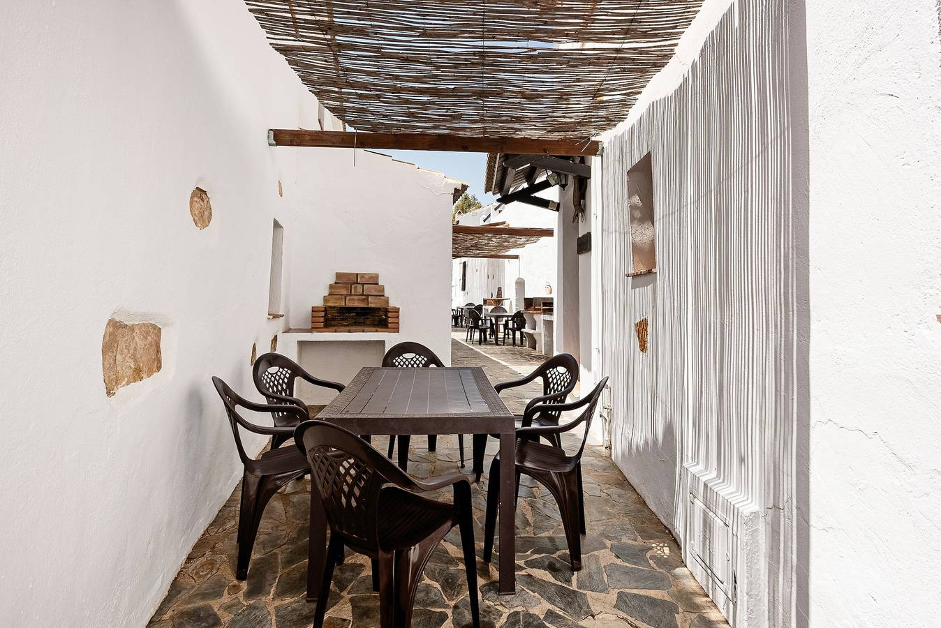 Casa rural 'La Yegueriza' con vistas al lago, piscina compartida y terraza privada in Campanillas, Almogía