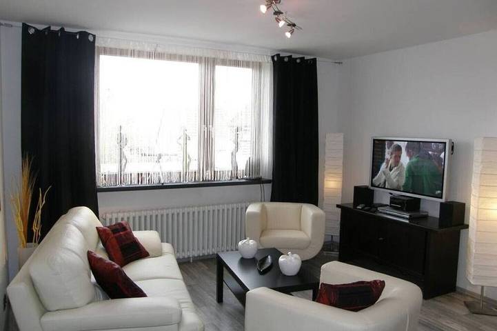 Ferienwohnung für 3 Personen, mit Balkon und Garten in Mittelnkirchen