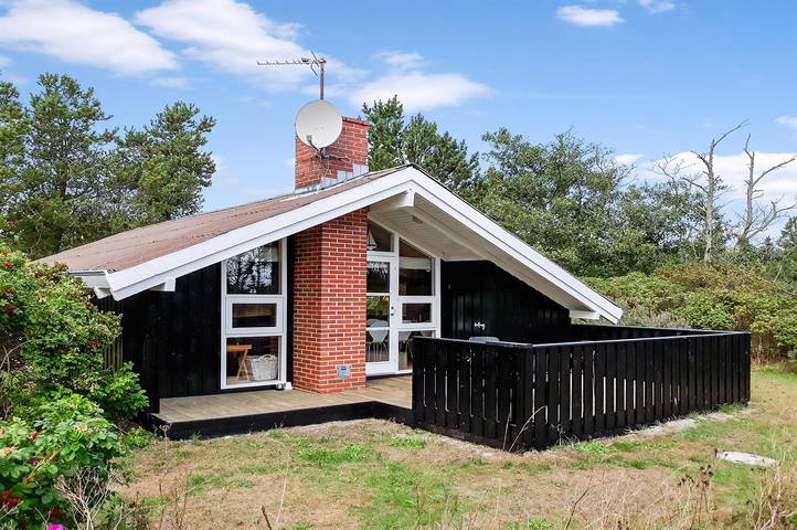 Ferienhaus für 6 Personen, mit Terrasse in Bratten