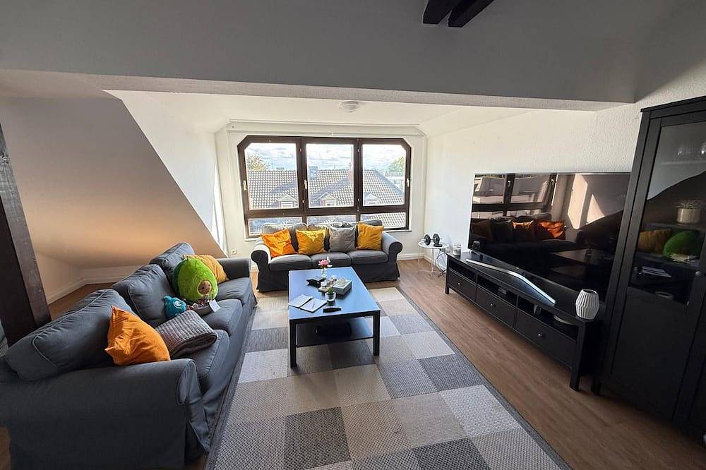 Ganze Wohnung, Gemütliche Stadtunterkunft mit Streetview 75 Zoll Tv in Düren, Kreis Düren