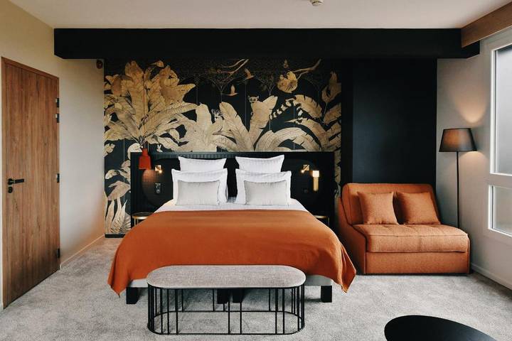 Hôtel pour 4 personnes, avec piscine ainsi que sauna et terrasse à Bezannes - 2