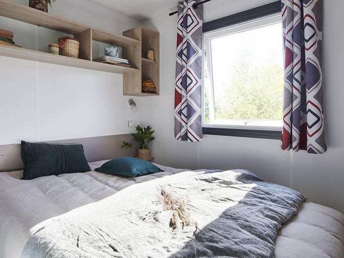Camping Country Park Crecy La Chapelle - Next to Disneyland Paris - Mobilheim 1/6 personen - Crecy la Chapelle : - Lodge - 3 - Schlafzimmer - 1 Bad - 1 TV in Crécy-la-Chapelle, Seine-et-Marne