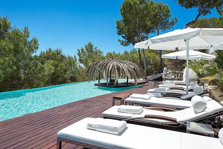 Chalet para 16 personas, con vistas al mar y jardín además de piscina y sauna, Familias con niños en Ibiza - 3