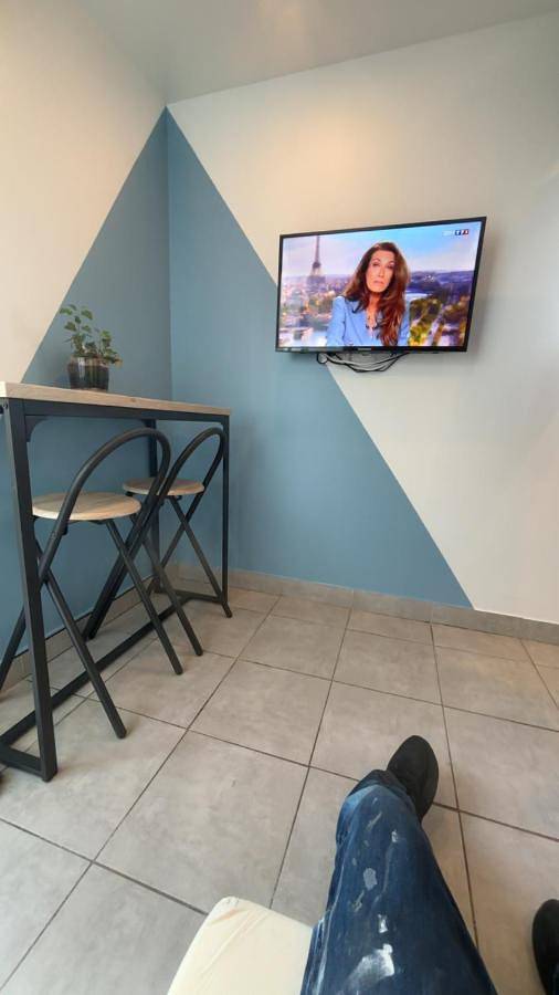 Gîte pour 2 personnes, avec terrasse à Angerville-la-Martel - 2