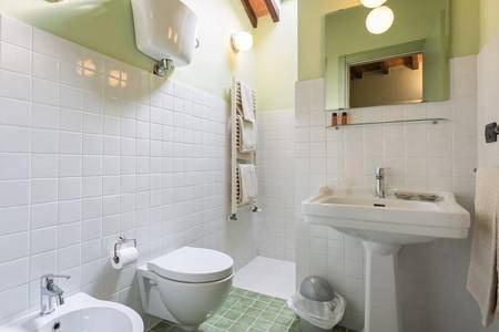 Maison de campagne pour 3 personnes, avec vue ainsi que piscine et jardin, animaux acceptés à Chiusi - 2