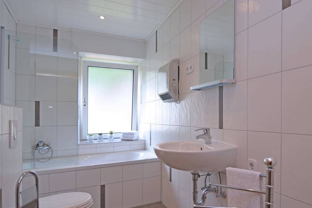 Ganze Wohnung, Wohnung im Sauerland mit Terrasse in Marsberg, Hochsauerlandkreis