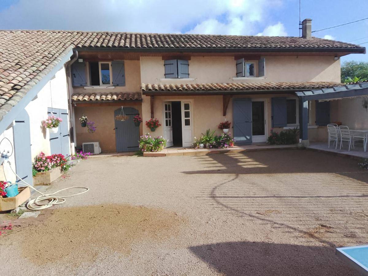 Four-Bedroom House in Saint-Georges-de-Reneins, Beaujolais