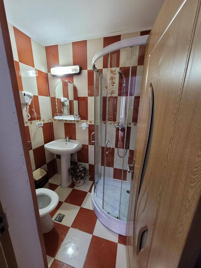 Gîte pour 2 personnes, avec jardin à Sinaia - 4