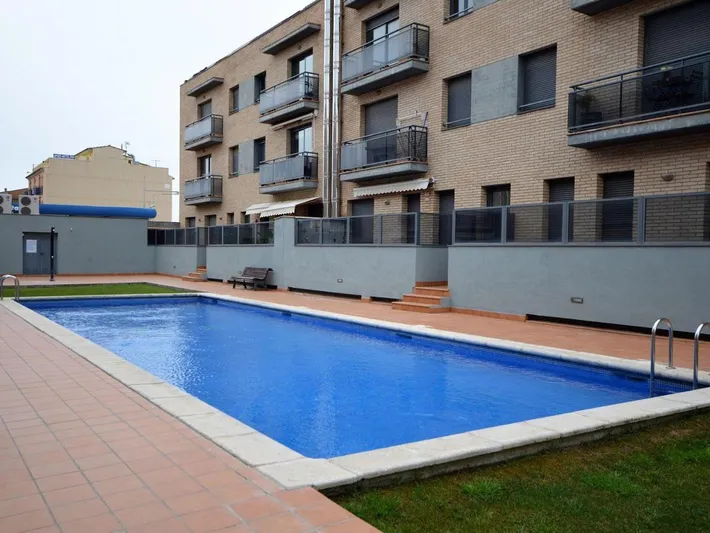 Ferienwohnung für 4 Personen, mit Terrasse und Garten sowie Pool - 1